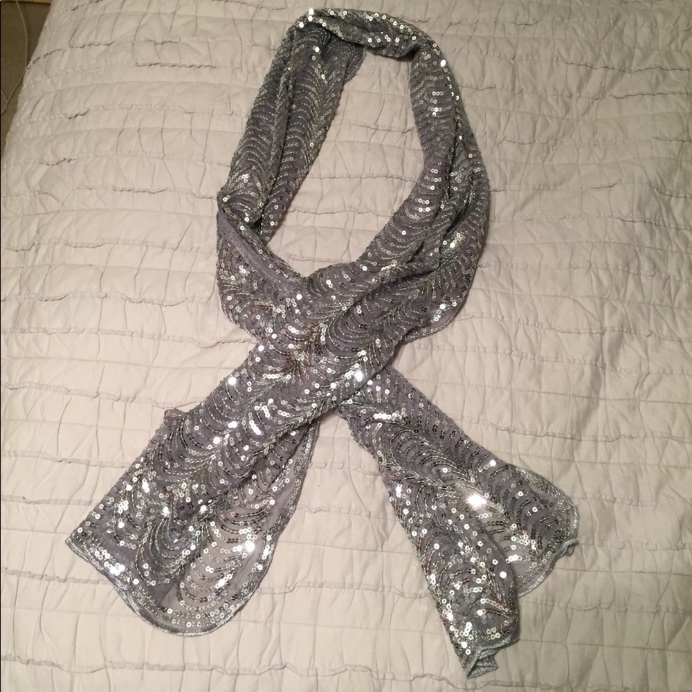Sparkly scarf!